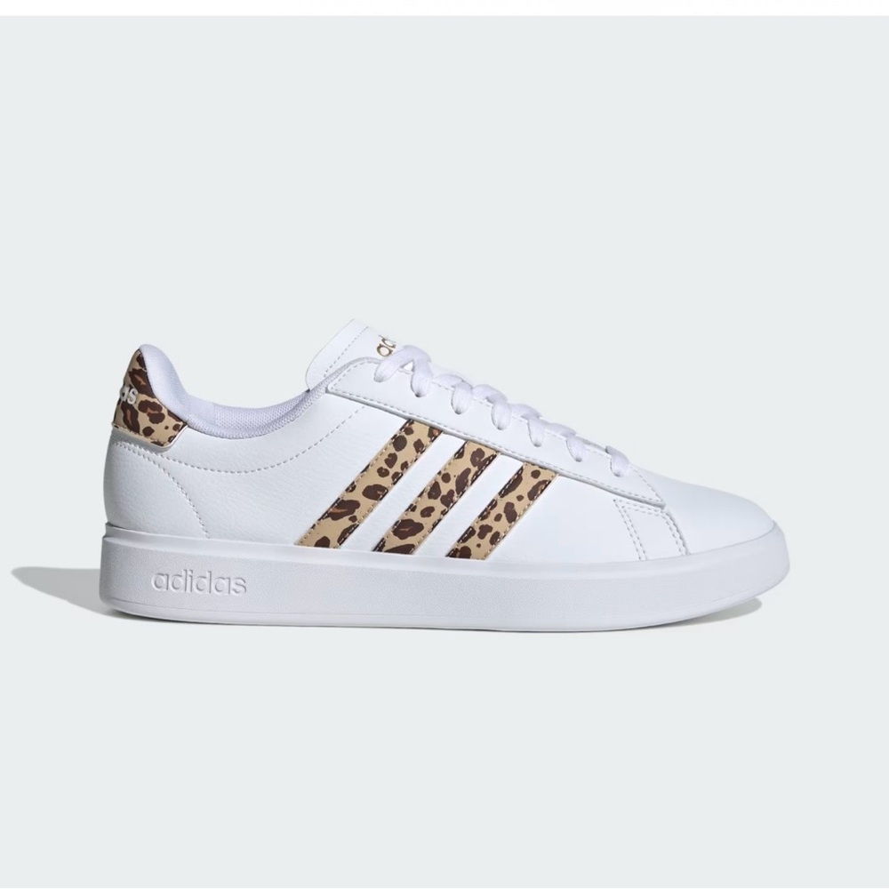 GUC Adidas Grand Court 2.0 Girls Sneakers—3.5Y